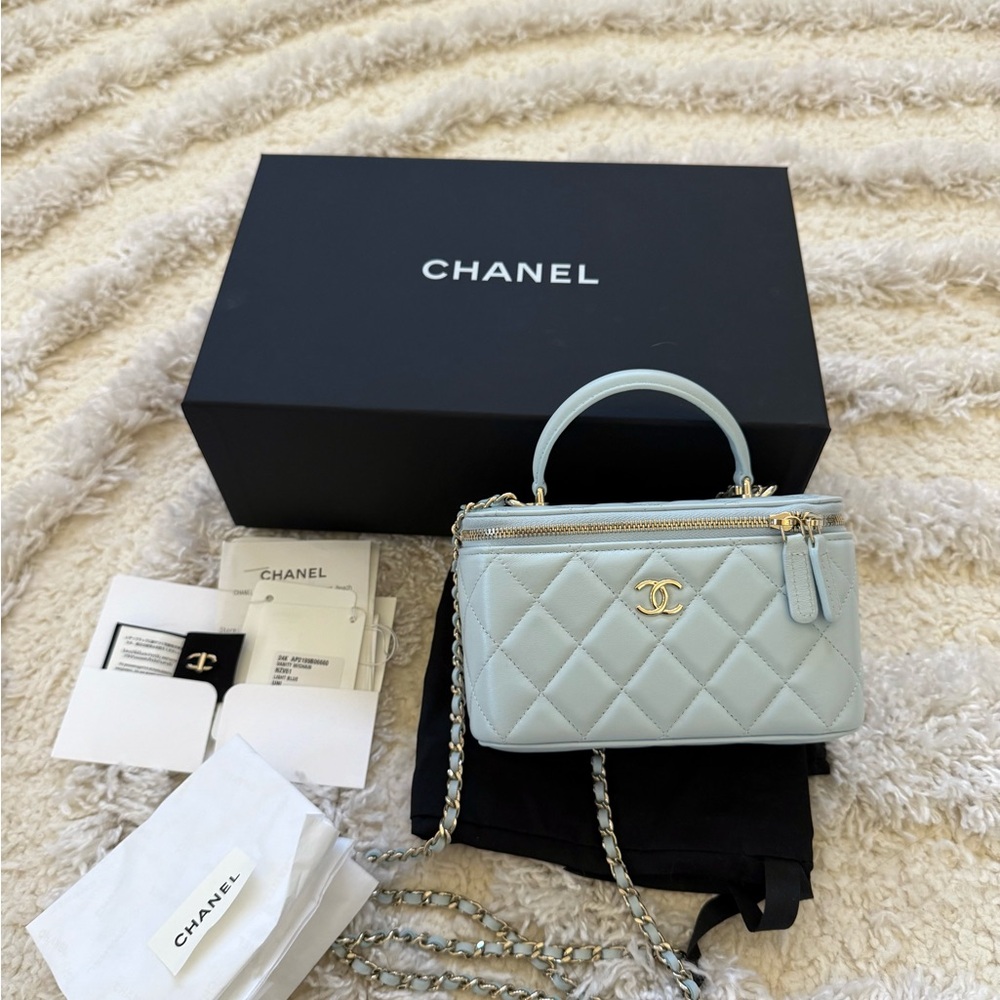 Chanel Vanity with Chain